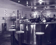 Leos Bar