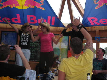 Hochgeladen am 24.06.2011
